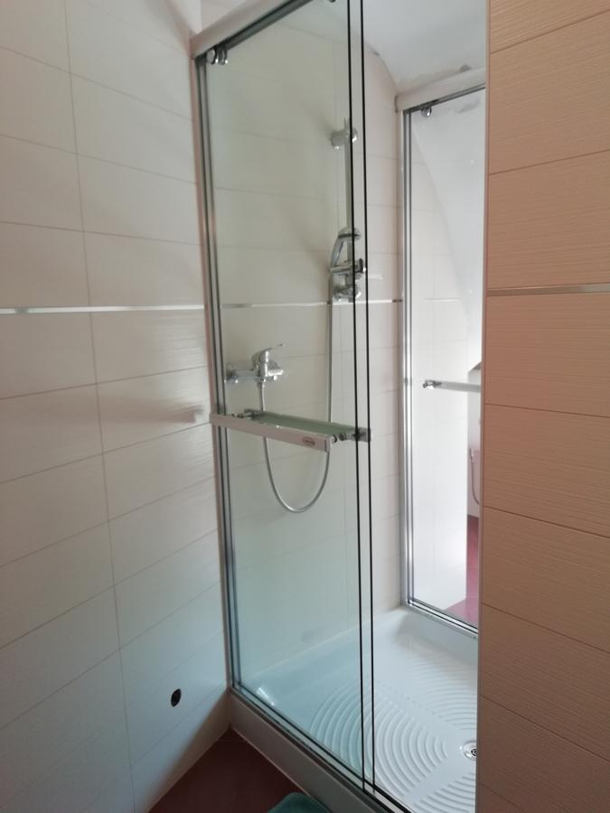 Apartment Greta,50 Meters To The Beach Баньоле Екстериор снимка